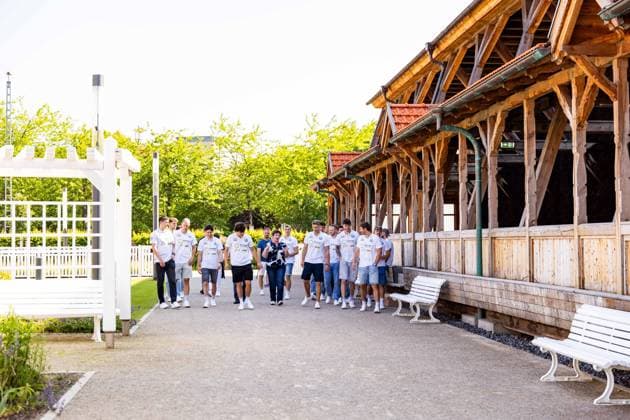 12 06 2025, GER, Handball, Men, Season 24 25, 1 Daikin Handball Bundesliga, ThSV Eisenach visits the graduation house the team visits the graduation house 36433 Bad Salzungen Gradierwerk Thueringen Germany