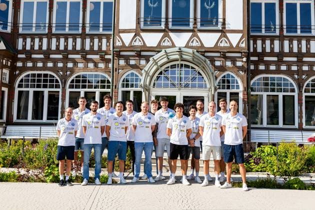 12 06 2025, GER, Handball, Men, Season 24 25, 1 Daikin Handball Bundesliga, ThSV Eisenach visits the graduation house the team visits the graduation house 36433 Bad Salzungen Gradierwerk Thueringen Germany