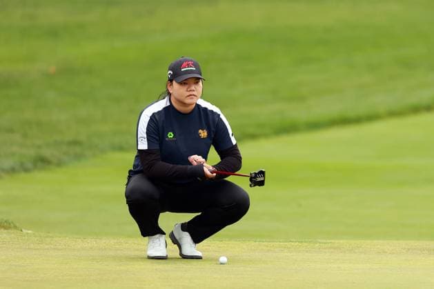 Meijer LPGA, Golf Damen Classic for Simply Give BELMONT, MICHIGAN - JUNE 12: Wichanee Meechai of Bangkok, Thailand lines up her putt on the 3rd green during the first round of the Meijer LPGA Classic for Simply Give golf tournament at Blythefield Country Club in Belmont, MI, USA Thursday, June 12, 2025. Belmont Michigan United States  Copyright: xAmyxLemusx originalFilename:lemus-meijerlp250612_npVmK.jpg