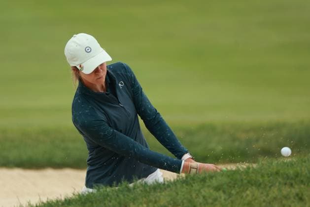 Meijer LPGA, Golf Damen Classic BELMONT, MICHIGAN-JUNE 12: Gigi Stoll of the United States hits out of the bunker toward the 10th green during the first round of the Meijer LPGA Classic for Simply Give golf tournament at Blythefield Country Club in Belmont, MI, USA Thursday, June 12, 2025. Belmont Michigan United States  Copyright: xJorgexLemusx originalFilename:lemus-meijerlp250612_npDED.jpg