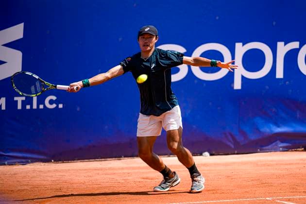 TENNIS : Open Sopra Steria - Lyon Villeurbanne 13 06 2025 Clement Tabur (FRA) vs Yu Hsiou Hsu (TPE) lors du tournoi de tennis ATP, Tennis Herren Challenger Tour, Open Sopra Steria Ã Lyon-Villeurbanne, le 13 06 2025. Photo Sandrine Thesillat PsNewZ VilleurbanneFrance  Copyright: xSandrinexTHESILLATx
