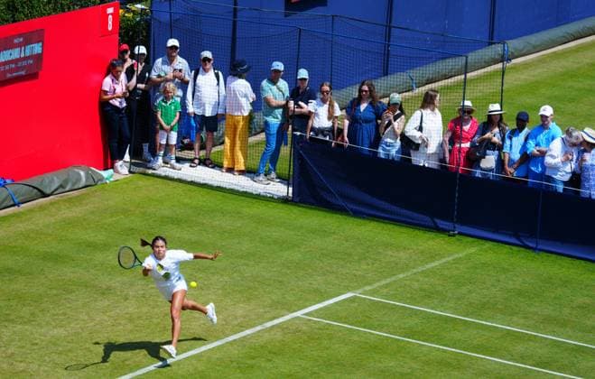 Emma Raducanu practices ahead of her quarter-final match Queen s Club Championships, Day 5, Queen s Club, West Kensington, London - 13 Jun 2025  Copyright: xJavierxGarcia Shutterstockx 15354720a
