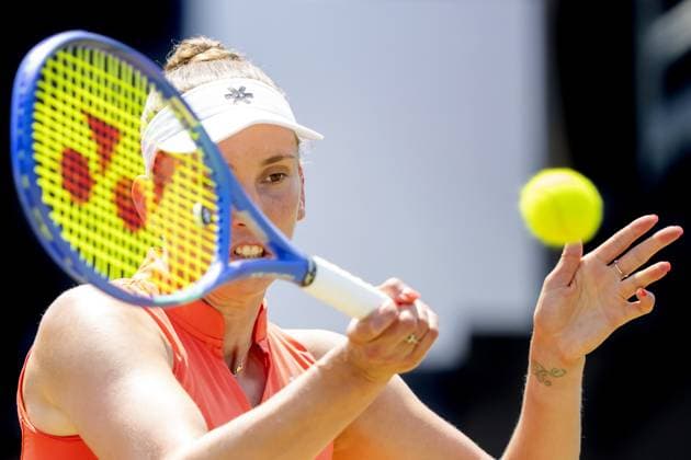 DEN BOSCH - Elise Mertens (BEL) in her match against Yue Yuan (CHN) during the quarterfinals of the Libema Open. The tennis tournament takes place at the Autotron in Rosmalen. ANP SANDER KONING xVIxANPxSportx xxANPxIVx 529839169 originalFilename: 529839169.jpg