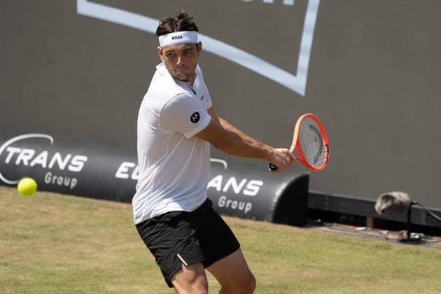 Taylor Fritz action, backhand, Marton Fucsovics vs Taylor Fritz, Tennis, ATP Tournament, Boss Open, Center Court, Quarterfinals, 13 06 2025, Marton Fucsovics vs Taylor Fritz, Tennis, ATP Tournament, Boss Open, Center Court, Quarterfinals, 13 06 2025, Stuttgart Copyright: xEibner-Pressefoto EdwardxCheungx EP_ECG