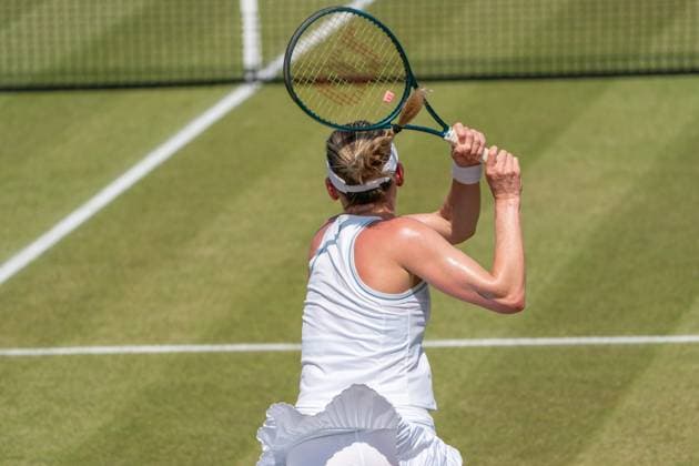2025-06-13 2025 Libema Open Grass Court Championships Autotron ROSMALEN, NETHERLANDS - JUNE 13: Ekaterina Alexandrova of Russia during the 2025 Libema Open Grass Court Championships at Autotron on June 13, 2025 in Rosmalen, Netherlands. Rosmalen Autotron Netherlands Content not available for redistribution in The Netherlands directly or indirectly through any third parties. Copyright: xMarleenxFouchierx