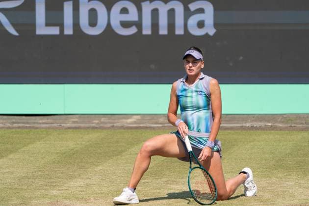 2025-06-13 2025 Libema Open Grass Court Championships Autotron ROSMALEN, NETHERLANDS - JUNE 13: Veronika Kudermetova of Russia during the 2025 Libema Open Grass Court Championships at Autotron on June 13, 2025 in Rosmalen, Netherlands. Rosmalen Autotron Netherlands Content not available for redistribution in The Netherlands directly or indirectly through any third parties. Copyright: xMarleenxFouchierx