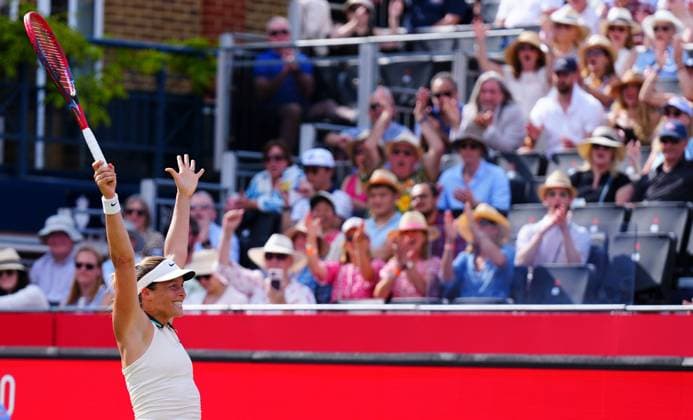 Tennis, WTA-Turnier in London, Queens Club Tatjana Maria celebrates her quarter final win over Elena Rybakina Queen s Club Championships, Day 5, Queen s Club, West Kensington, London - 13 Jun 2025  Copyright: xJavierxGarcia Shutterstockx 15354720i