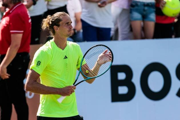 BOSS OPEN ATP250 13 06 2025 Alexander Zverev GER applauds after winning his match against Brandon Nakashima USA BOSS OPEN ATP250 Stuttgart, Tennisclub Weissenhof on 13 06 2025 Copyright: xBEAUTIFULxSPORTS Wunderlx