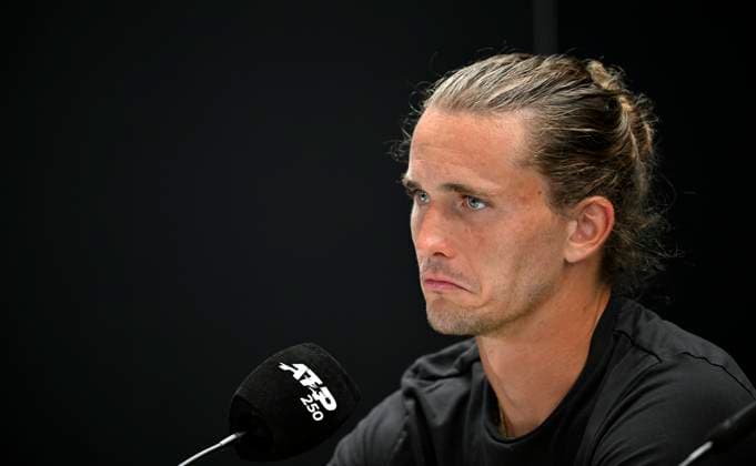 PK Press Conference Alexander Zverev GER Portrait Thoughtful Gesture Gesture Tennis Men BOSS Open ATP 250 Stuttgart 2025 Weissenhof BOSS Open ATP 250 Stuttgart 2025