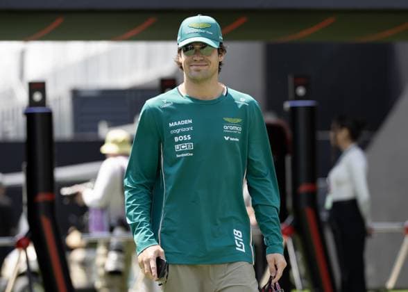 June 13, 2025, Montreal, Quebec, Canada: LANCE STROLL of Canada and Aston Martin F1 Team arrives in the Paddock prior to practice ahead of the F1 Grand Prix of Canada at Circuit Gilles-Villeneuve on June 13, 2025 in Montreal, Quebec, Canada. Montreal Canada - ZUMAc132 20250613_fap_c132_007 Copyright: xAndrewxChinx