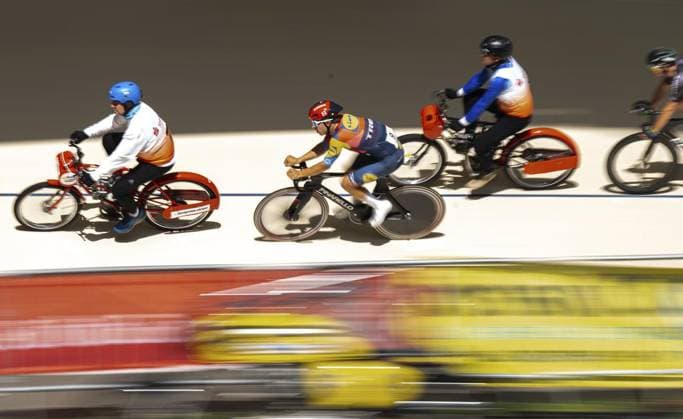 BAHNRADSPORT STEHER DERNY DM 2025 FOR EDITORIAL PURPOSES ONLY EDITORIAL USE ONLY p 13 06 2025 Erfurt German Championship Steher amp Derny 2025 at the Andreasried velodrome in the photo Derny mens preliminary race Tim Torn Teutenberg 9 with pacemaker Thomas Funck Germany Thueringen Erfurt Copyright SaschaxFromm Copyright: SaschaxFromm doc812aplnaiz51fr9mjsf ,EDITORIAL USE ONLY Copyright: SaschaxFromm