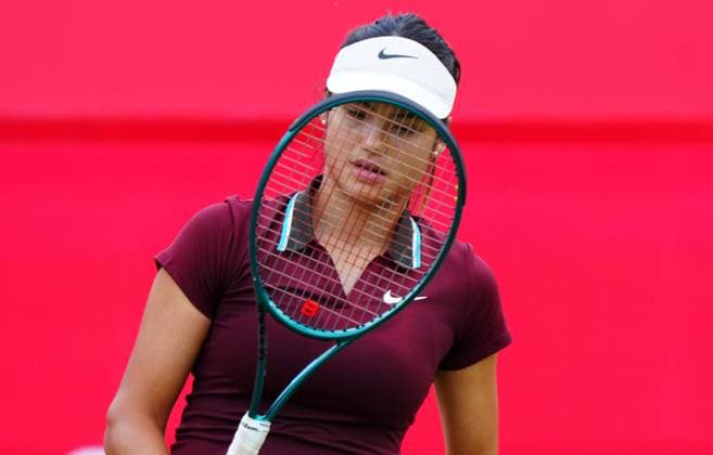 Tennis, WTA-Turnier in London, Queens Club Emma Raducanu during her quarter final defeat to Qinwen Zheng Queen s Club Championships, Day 5, Queen s Club, West Kensington, London - 13 Jun 2025  Copyright: xJavierxGarcia Shutterstockx 15354720s
