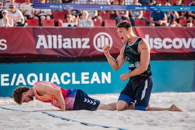 Beach volleyball men Allianz German Beach Tour 2025 Tourstop Bremen 13 06 2025 f l Luis Henrichs on the ground and Daniel Kirchner cheering Bremen Waterfront Bremen Germany