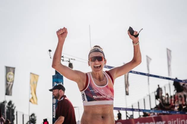 Beach volleyball women Allianz German Beach Tour 2025 Tourstop Bremen 13 06 2025 Larissa Claassen cheers Bremen Waterfront Bremen Germany