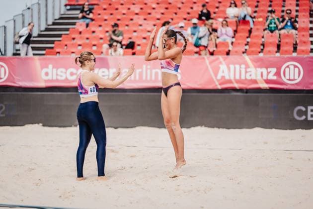 Beach volleyball women Allianz German Beach Tour 2025 Tourstop Bremen 13 06 2025 f l Nina Interwies and Rika Dieckmann rejoice after the victory Bremen Waterfront Bremen Germany