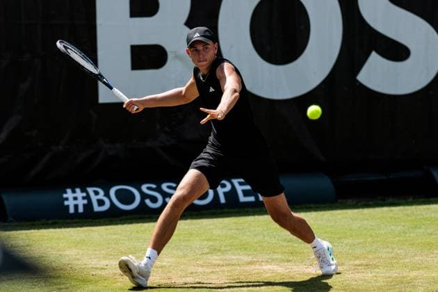 BOSS OPEN ATP250 13 06 2025 Justin Engel GER in match against Felix Auger Aliassime CAN BOSS OPEN ATP250 Stuttgart, Tennisclub Weissenhof on 13 06 2025 Copyright: xBEAUTIFULxSPORTS Wunderlx