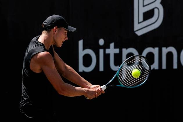 BOSS OPEN ATP250 13 06 2025 Justin Engel GER in match against Felix Auger Aliassime CAN BOSS OPEN ATP250 Stuttgart, Tennisclub Weissenhof on 13 06 2025 Copyright: xBEAUTIFULxSPORTS Wunderlx