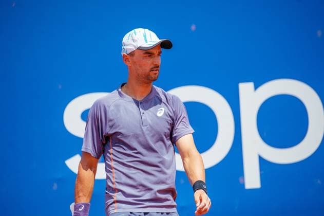 TENNIS : Open Sopra Steria de Lyon - 13 06 2025 Dimitar Kuzmanov (Bulgaria) during the Open Sopra Steria de Lyon 2025, ATP, Tennis Herren Challenger Tour 100 tennis event on 13 June 2025 at Tennis Club de Lyon in Villeurbanne, France - Photo Cyril Lestage PsnewZ  Copyright: xcyrilxlestagex