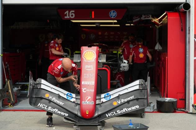 MOTORI - Formula 1 - Pirelli Grand Prix du Canada 2025 - Practice & press conference, PK, Pressekonferenz Crew work on the car of Charles Leclerc (MCO), Scuderia Ferrari HP, 16, Practice 2 during Pirelli Grand Prix du Canada 2025 - Practice & Press Conference, Formula 1 Championship in Montreal, Canada, June 13 2025 Montreal Canada  Copyright: xIPAxSport ABACAx
