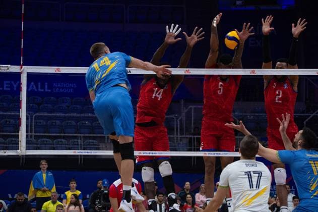 Ukraine vs Cuba RIO DE JANEIRO, RJ - 13.06.2025: UKRAINE VS CUBA - Kovalov (UKR), Bisset (CUB), Concepcion (CUB), Mergarejo (CUB), during a match valid for the Volleyball Nations League (VNL), held on June 13, 2025, at the Maracanazinho gym, in Rio de Janeiro, RJ, Brazil. (Photo: Renato Assis Fotoarena) x2753685x  RenatoxAssis