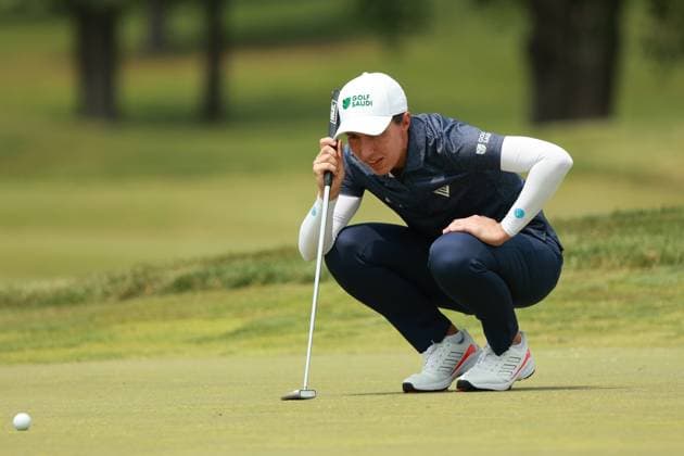Meijer LPGA, Golf Damen Classic BELMONT, MICHIGAN-JUNE 13: Carlota Ciganda of Spain lines up her putt on the 8th green during the second round of the Meijer LPGA Classic for Simply Give golf tournament at Blythefield Country Club in Belmont, MI, USA Friday, June 13, 2025. Belmont Michigan United States  Copyright: xJorgexLemusx originalFilename:lemus-meijerlp250613_npLjO.jpg