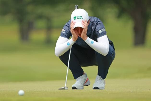 Meijer LPGA, Golf Damen Classic BELMONT, MICHIGAN-JUNE 13: Carlota Ciganda of Spain lines up her putt on the 8th green during the second round of the Meijer LPGA Classic for Simply Give golf tournament at Blythefield Country Club in Belmont, MI, USA Friday, June 13, 2025. Belmont Michigan United States  Copyright: xJorgexLemusx originalFilename:lemus-meijerlp250613_npTRN.jpg