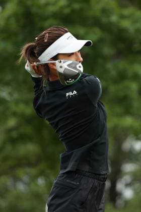 Meijer LPGA, Golf Damen Classic BELMONT, MICHIGAN-JUNE 13: Muni He of People™s Republic of China plays hes tee shot on the second hole during the second round of the Meijer LPGA Classic for Simply Give golf tournament at Blythefield Country Club in Belmont, MI, USA Friday, June 13, 2025. Belmont Michigan United States  Copyright: xJorgexLemusx originalFilename:lemus-meijerlp250613_npSsW.jpg
