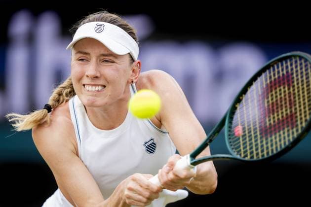 DEN BOSCH - Ekaterina Alexandrova (RUS) in her match against Elise Mertens (BEL) during the semifinals of the Libema Open. The tennis tournament takes place at the Autotron in Rosmalen. ANP SANDER KONING xVIxANPxSportx xxANPxIVx 529878597 originalFilename: 529878597.jpg