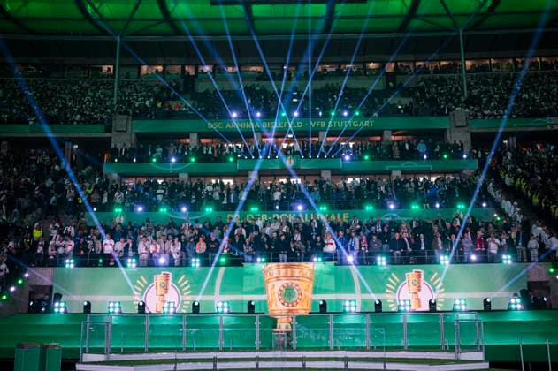23 05 2025 Soccer, 2024 2025, DFB Cup Final, DSC Arminia Bielefeld VfB Stuttgart Before the Cup Presentation, Award Ceremony, DFB Cup Trophy, Lights, Light Show DFB REGULATIONS PROHIBIT ANY USE OF PHOTOGRAPHS AS IMAGE SEQUENCES AND OR QUASI VIDEO Berlin Berlin Germany Olympiastadion