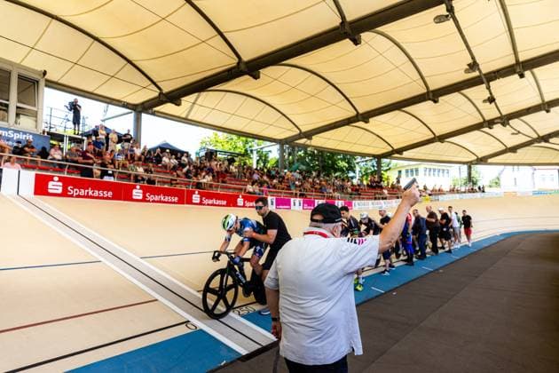 Erfurt , 140625 , German Championship Standing Derny Final in picture Derny Women Feature