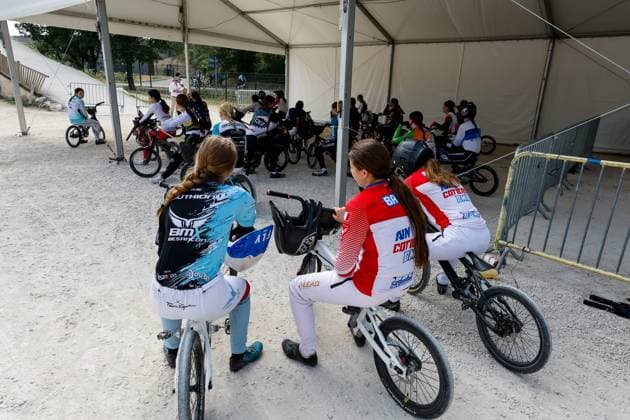 COUPE DU MONDE DE BMX 2025 MANCHE 1 PHOTOPQR LE DAUPHINE Christophe AGOSTINIS ; Sarrians ; 14 06 2025 ; Sarrians le 14 juin 2025. Coupe du Monde de BMX 2025. Manche 1. La chambre d appel. Photo Christophe Agostinis Le Dauphiné Libéré Sarrians on June 14, 2025. 2025 BMX World Cup. Round 1. Sarrians Vaucluse Provence-Alpes-Côte d Azur France  Copyright: xPHOTOPQR LExDAUPHINE MAXPPPxChristophexAGOSTINISx 20250614JDL9657 20250614JDL9657