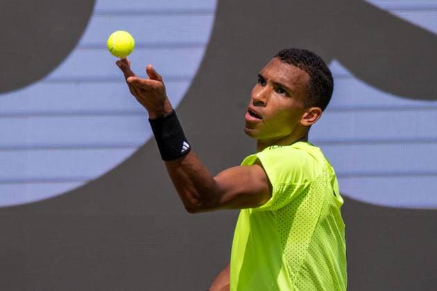 Felix Auger Aliassime CAN xettx, Germany, Stuttgart, 14 06 2025, Tennis, Boss Open, 2025, Semifinal, F Auger Aliassime CAN T Fritz USA , TC Weissenhof, Center Court