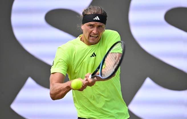 Alexander Zverev GER Action Tennis Men BOSS Open ATP 250 Stuttgart 2025 Weissenhof BOSS Open ATP 250 Stuttgart 2025