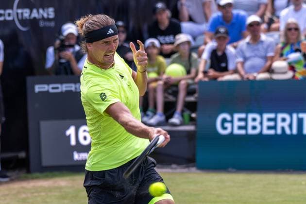 Alexander Zverev GER xettx, Germany, Stuttgart, 14 06 2025, Tennis, Boss Open, 2025, Semifinal, A Zverev GER B Shelton USA , TC Weissenhof, Center Court