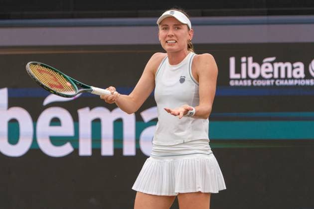 2025-06-14 2025 Libema Open Grass Court Championships Autotron ROSMALEN, NETHERLANDS - JUNE 14: Ekaterina Alexandrova of Russia during the 2025 Libema Open Grass Court Championships at Autotron on June 14, 2025 in Rosmalen, Netherlands. Rosmalen Autotron Netherlands Content not available for redistribution in The Netherlands directly or indirectly through any third parties. Copyright: xMarleenxFouchierx