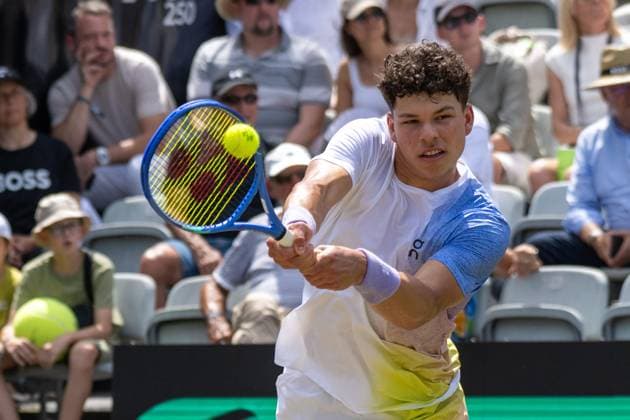 Ben Shelton USA xettx, Germany, Stuttgart, 14 06 2025, Tennis, Boss Open, 2025, Semifinal, A Zverev GER B Shelton USA , TC Weissenhof, Center Court