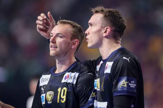 14 06 2025, Handball, Semi-final TruckScout24 EHF FINAL4, LANXESS arena Cologne, Füchse Berlin HBC Nantes disappointment at Mathias Gidsel Fuechse Berlin 19 after red card dismissal disappointment foul play North Rhine-Westphalia Germany
