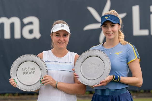 2025-06-14 2025 Libema Open Grass Court Championships Autotron ROSMALEN, NETHERLANDS - JUNE 14: Irina Khromacheva of Russia, Nicole, Fanny Stollar of Hungary during the 2025 Libema Open Grass Court Championships at Autotron on June 14, 2025 in Rosmalen, Netherlands. Rosmalen Autotron Netherlands Content not available for redistribution in The Netherlands directly or indirectly through any third parties. Copyright: xMarleenxFouchierx