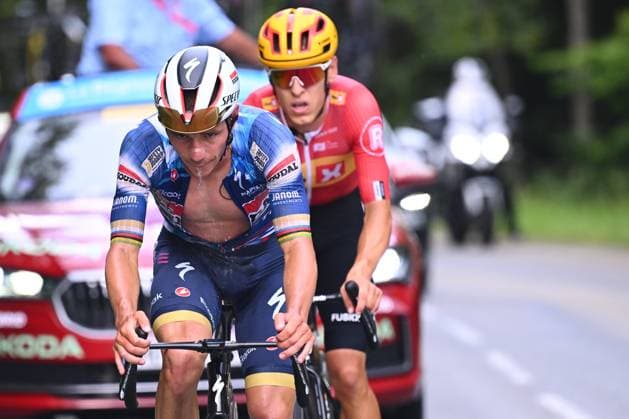 Criterium du Dauphine 2025 Stage 7 VALMEINIER 1800, FRANCE - JUNE 14 : Evenepoel Remco (BEL) of Soudal - Quick Step during stage 7 of the 77th edition of Criterium du Dauphine Libere an UCI World Tour 2.UWT cycling road race stage for Men Elite of 131.6 km with start in Grand-Aigueblanche and finish in Valmeinier 1800 on June 14, 2025 in Valmeinier 1800, France, 14 06 2025 ( Motordriver Kenny Verfaillie - Valmeinier 1800 France  Copyright: xVincentxKalutx