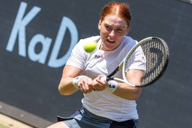 Berlin, 14 06 25, Tennis ecotrans Ladies Open Berlin at Steffi Graf Stadium Ladies, Singles, Kalinskaya Russia Seidel Germany Ella Seidel Germany returns a ball Berlin Tennis Open by HYLO 2025