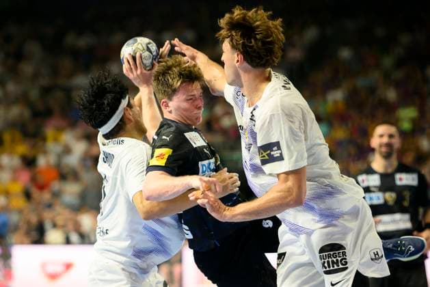 v l Shuichi YOSHIDA NAN , Nils LICHTLEIN B , Thibaud BRIET NAN action, duel, Handball Champions League Final Four 2025, semi-final, Fuechse Berlin B HBC Nantes NAN , on 14 06 2025 in Cologne Germany Â