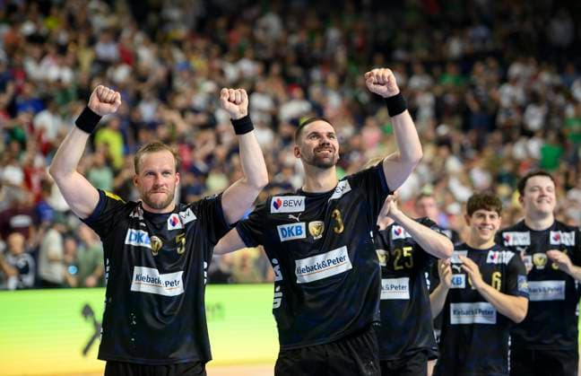 Final cheer B, f l Max DARJ B , Fabian WIEDE B , Leo PRANTNER B , Handball Champions League Final Four 2025, semi-final, Fuechse Berlin B HBC Nantes NAN , on 14 06 2025 in Cologne Germany Â