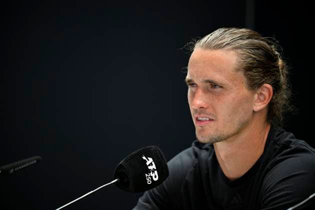 PK Press Conference Alexander Zverev GER Portrait reacts annoyed to renewed question about relationship with Boris Becker and his coach Alexander Zverev senior Tennis Men BOSS Open ATP 250 Stuttgart 2025 Weissenhof BOSS Open ATP 250 Stuttgart 2025