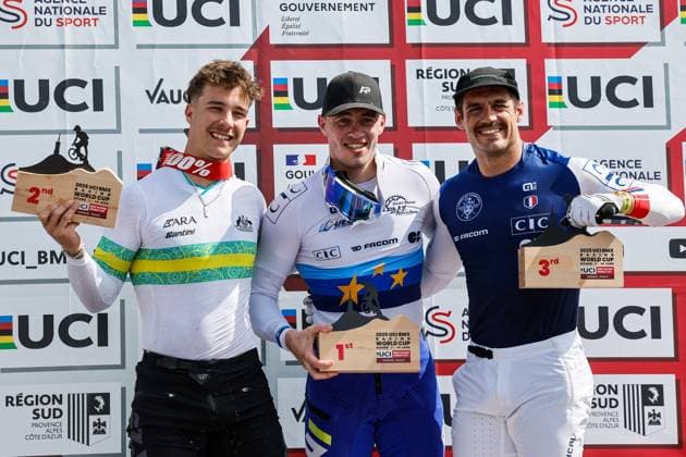 COUPE DU MONDE DE BMX 2025 MANCHE 1 PHOTOPQR LE DAUPHINE Christophe AGOSTINIS ; Sarrians ; 14 06 2025 ; Sarrians le 14 juin 2025. Coupe du Monde de BMX 2025. Manche 1. Finales et podiums. Elite Arthur Pilar vainqueur devant Isaac Kenedy et Sylvain André.. Photo Christophe Agostinis Le Dauphiné Libéré BMX WORLD CUP EVENT IN SARRIANS FRANCE JUNE 14TH 2025 Sarrians Vaucluse Provence-Alpes-Côte d Azur France  Copyright: xPHOTOPQR LExDAUPHINE MAXPPPxChristophexAGOSTINISx 20250614JDL0823 20250614JDL0823