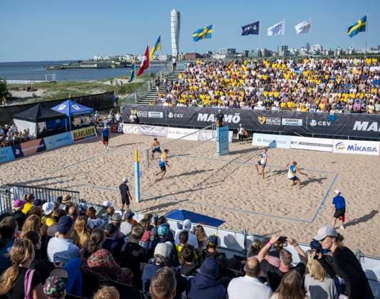 MALMÖ 2025 06 15 David Ahman and Jonatan Hellvig right in Saturdays quarterfinal against the Austrian pair in Petutschnig Trummer at the Beach Pro Tour pa Ribban in Malmö Ahman Hellvig won 2 0 in sets MALMÖ SWEDEN x50090x  Copyright: xJohanxNilssonx xTTx BEACH PRO TOUR MALMÖ