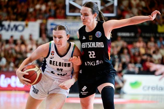 Belgium v Germany - Eurobasket Women 2025 preparation game OOSTENDE, BELGIUM - JUNE 14 : Vervaet Marie of Belgium in action with Emily Bessoir of Germany during the FIBA Women s EuroBasket 2025 preparation game between Belgium and Germany in the COREtec Dome in Oostende on June 14, 2025 in Oostende, Belgium, 14 06 2025 Oostende Belgium  Copyright: xNicoxVereeckenx