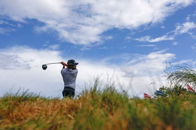 J.J. Spaun tees off on the 9th hole during the third round of the 125th U.S. Open Golf Championship at Oakmont Country Club in Oakmont, Pennsylvania on Saturiday, June 14, 2025.  PIT20250614646 JOHNxANGELILLO
