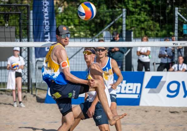 MALMÖ 2025 06 15 David Ahman and Jonatan Hellvig in Saturdays quarterfinal against the Austrian pair of Petutschnig Trummer closest to the Beach Pro Tour at Ribban in Malmö Ahman Hellvig won 2 0 in sets MALMÖ SWEDEN x50090x  Copyright: xJohanxNilssonx xTTx BEACH PRO TOUR MALMÖ