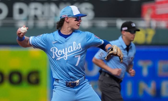 June 14, 2025: Kansas City Royals shortstop Bobby Witt Jr. (7) throws across the diamond for the out in the 8th inning against the Athletics at Kauffman Stadium Kansas City, Missouri. CSM. Kansas City United States - ZUMAc04_ 20250614_zma_c04_007 Copyright: xJonxRobichaudx
