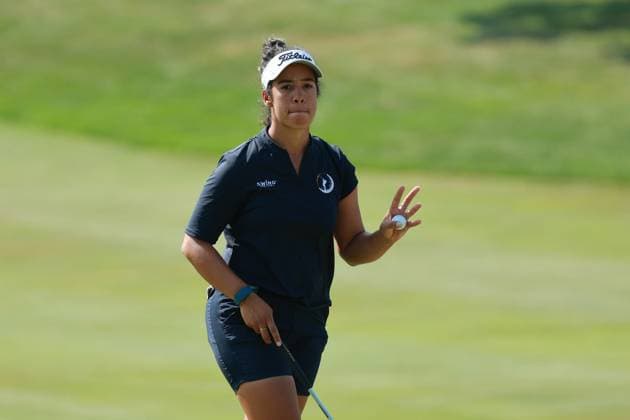 Meijer LPGA, Golf Damen Classic BELMONT, MICHIGAN-JUNE 14: Sofia Garcia of Paraguay acknowledges the gallery at the 17th green during the third round of the Meijer LPGA Classic for Simply Give golf tournament at Blythefield Country Club in Belmont, MI, USA Saturday, June 14, 2025. Belmont Michigan United States  Copyright: xJorgexLemusx originalFilename:lemus-meijerlp250614_npHJO.jpg